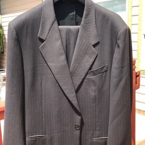 Canali blk men's suit. EUC